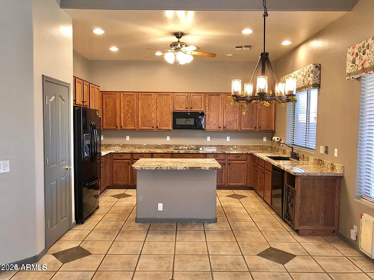 345 N Date Palm Dr — Photo 21