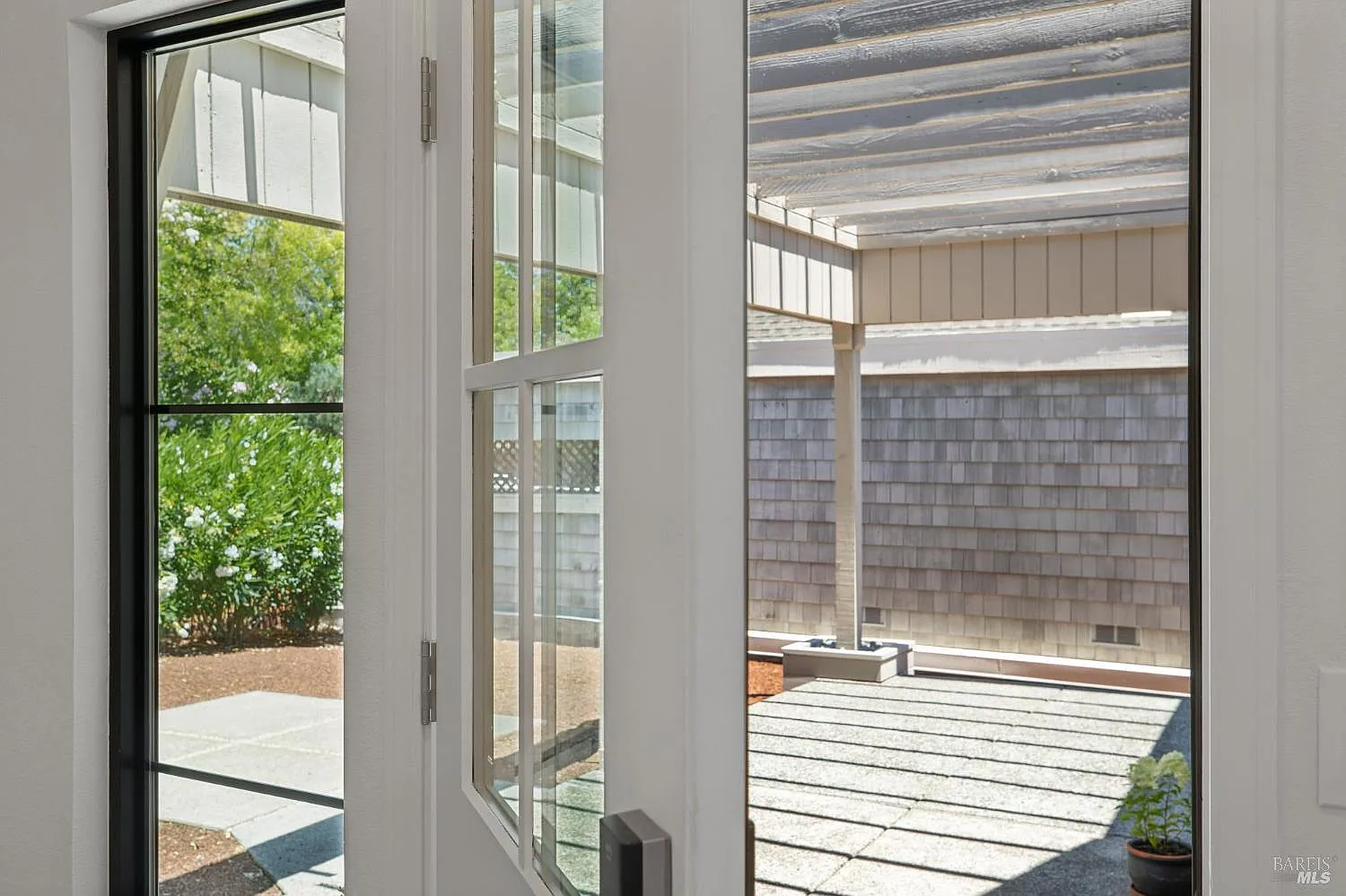 762 Crocus Drive - Photo 5
