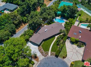 585 Rim Rd, Pasadena, CA 91107