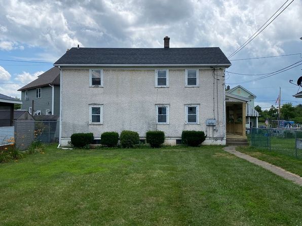 215 Mary St APT A