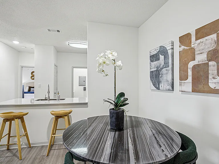 Halston Shiloh Valley Apartments — Photo 3