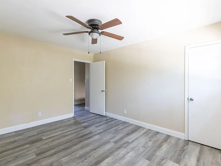 701 S Marsh St — Photo 11