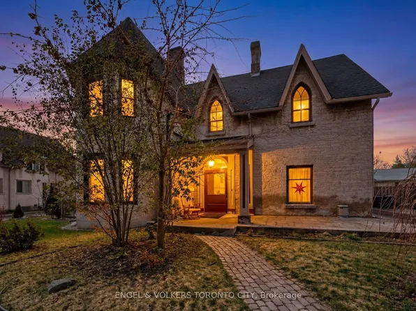 64 High St, Barrie, ON L4N 1W4