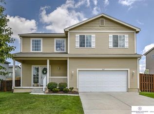 4667 N 163rd St, Omaha, NE 68116