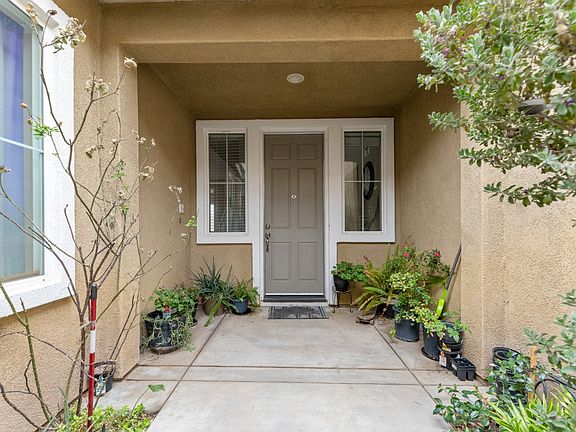 3rd image of 36457 Dewdrop Ct