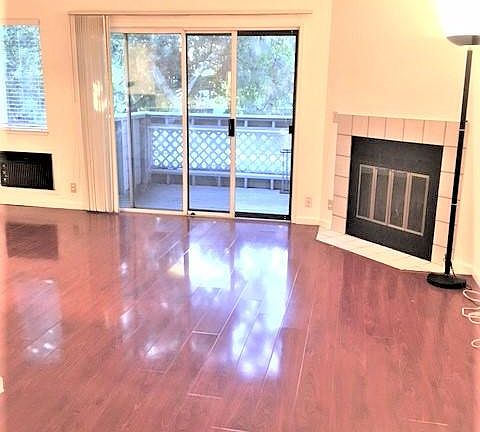 3rd image of 1591 Four Oaks Cir