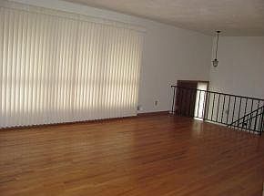 3rd image of 624 Harvard St