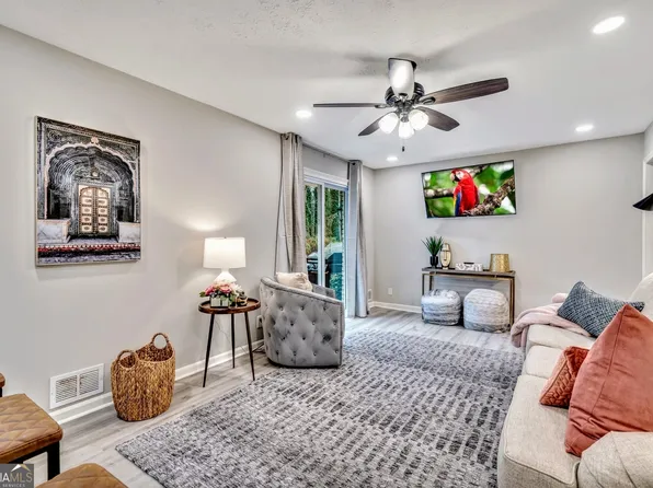 4428 John Dr, Norcross, GA 30093