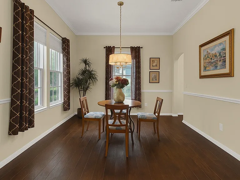 604 Nadina Pl — Photo 8