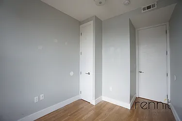 Rented by Rennit Inc.