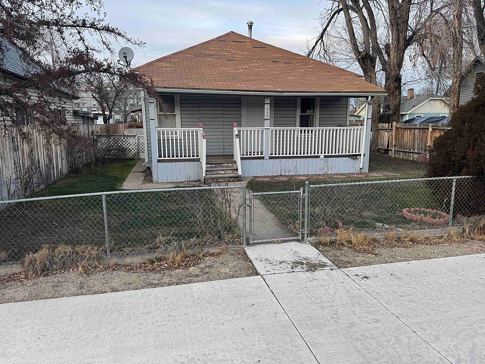 1st image of 244 Pitkin Ave