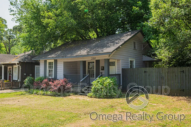Capital Heights — Photo 4