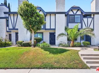 19221 Sherman Way Unit 40, Los Angeles, CA 91335