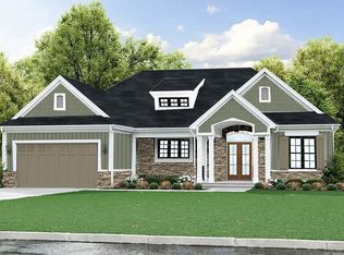 3740 Greenbriar Dr, Zanesville, OH 43701