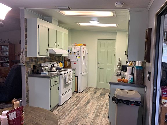 3rd image of 1386 Arbol Grande Cir