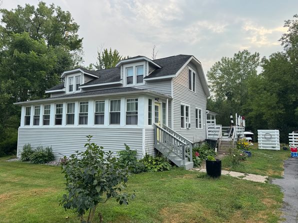 9303 Brewerton Rd