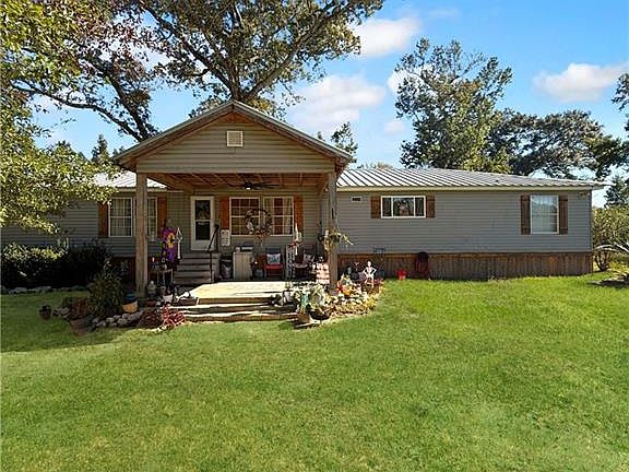 3rd image of 62138 Mixon Ln