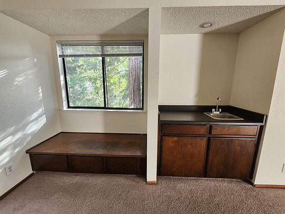 4th image of 613 San Conrado Ter Unit 5
