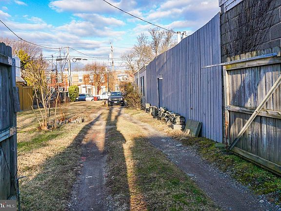5th image of 1914 Shallcross Ave