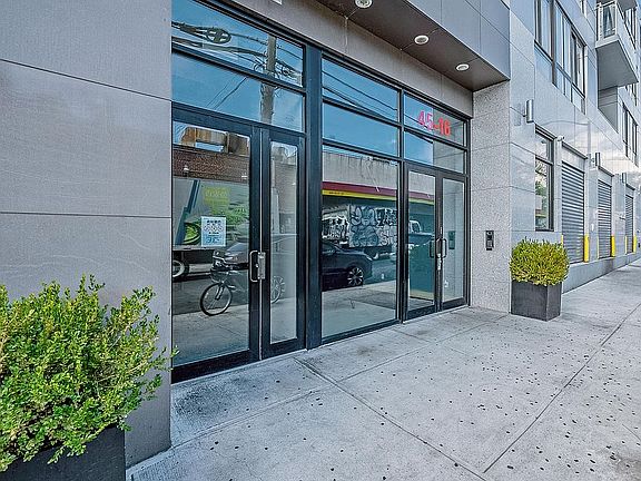 2nd image of 4515 82nd St Unit E5b