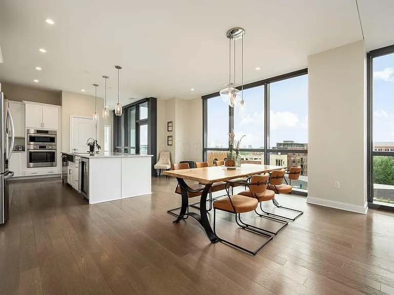 250 Spring St #713 — Photo 9