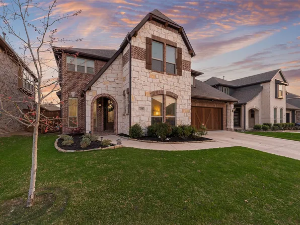 3208 Emerald Grove Ln, Fort Worth, TX 76244