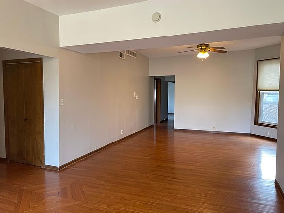 2nd image of 2501 N Kedzie Blvd #3