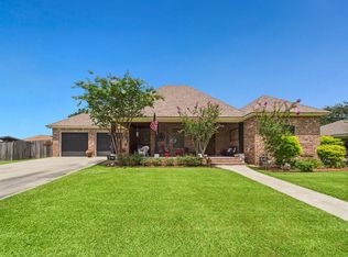 130 Dove Cir, Lafayette, LA 70508