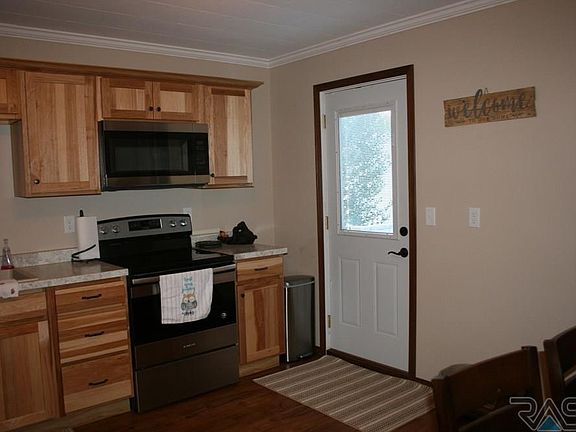 2nd image of 702 N McKenzie St