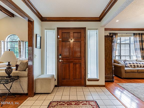 5th image of 2424 STONEBRIDGE Drive