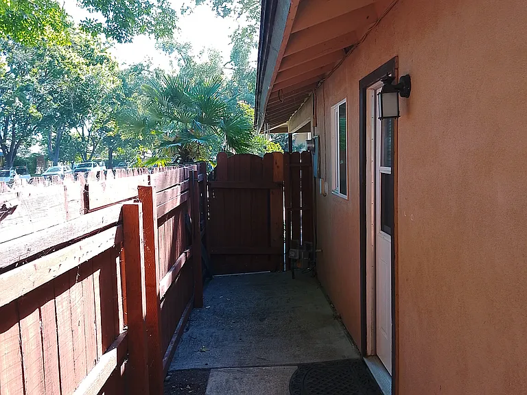 6857 Gordon Ct — Photo 33