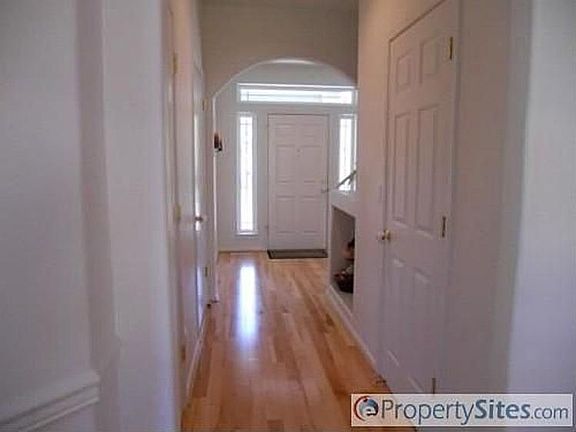 5th image of 18916 SE 23rd St