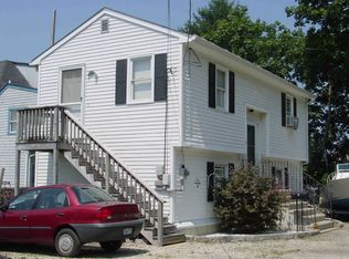 6 Longwood Pl, Newport, RI 02840