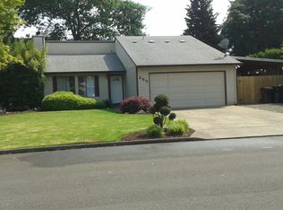 263 SW 10th Ave, Canby, OR 97013