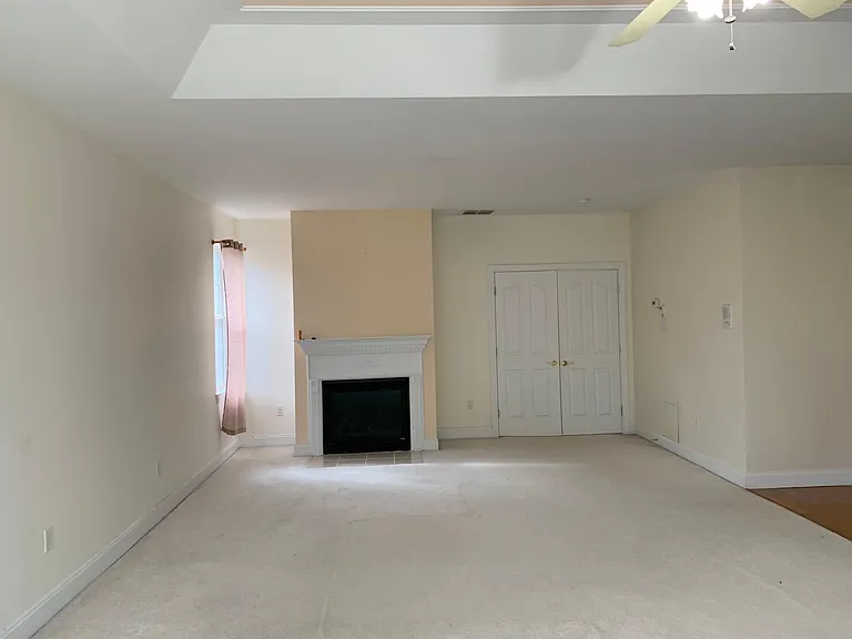 21900 New Hampshire Ave — Photo 31