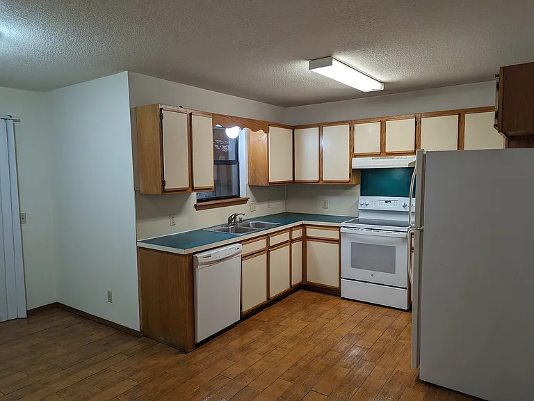 2863 Kasey Ave #B — Photo 5