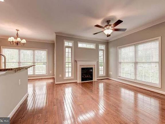 5th image of 2824 Wakewater Way