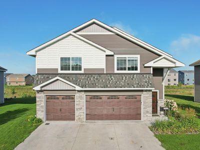 39744 Fawn Ave, North Branch, MN, 55056