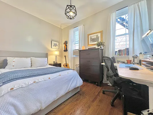 Rented by Doorway NYC, LLC | media 13