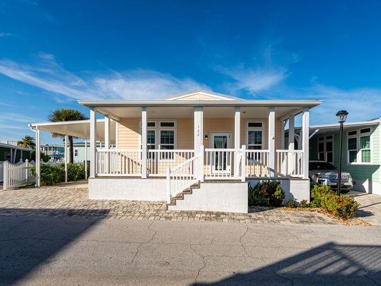 122 NE Bay Drive, Jensen Beach, FL 34957