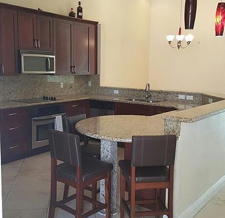 5th image of 8130 Madison Lakes Cir N