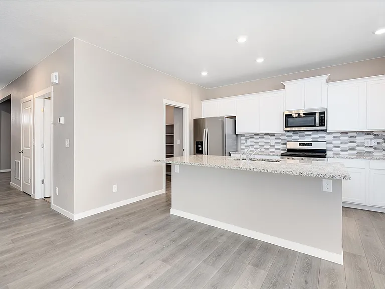 4512 Kingswood Dr — Photo 17