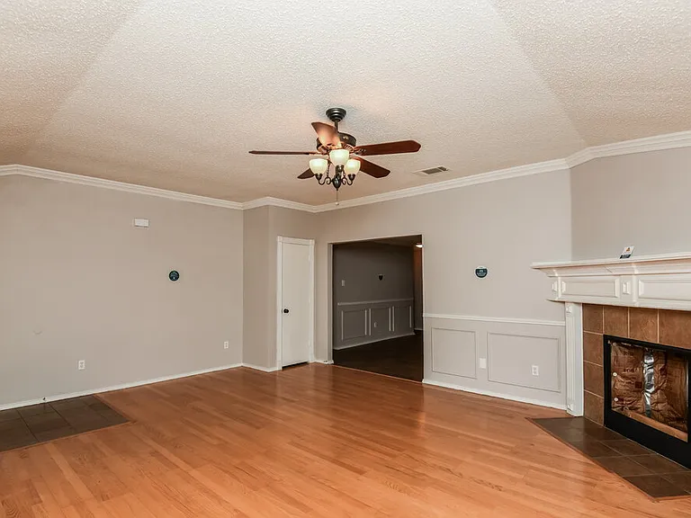 10224 Dawson Trl — Photo 5