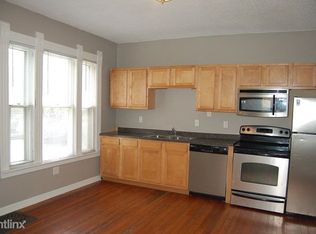 331 S Lucas St, Iowa City, IA 52240