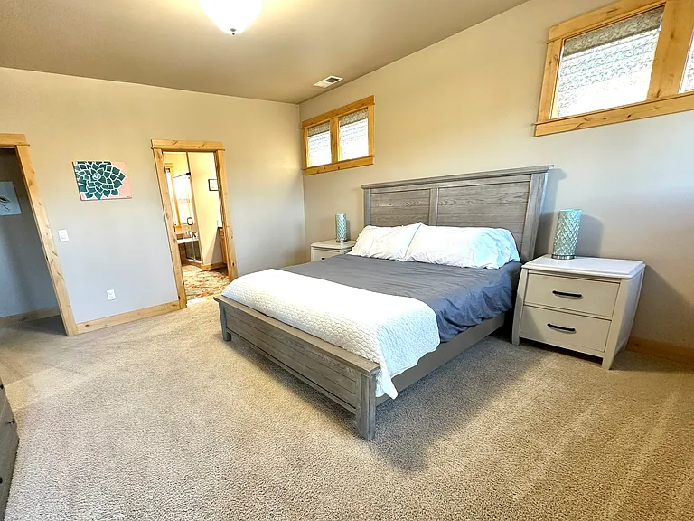 985 SW Vantage Point Way — Photo 17