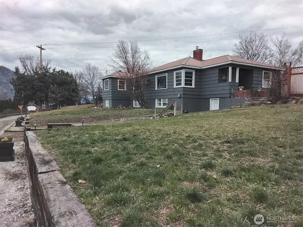 109 Antwine Avenue S, Tonasket, WA 98855