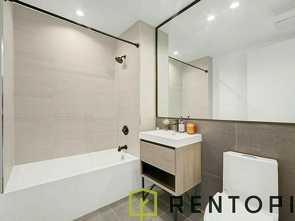 5th image of 2175 Bergen St #4U