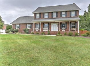 624 Snapps Ferry Rd, Kingsport, TN 37663
