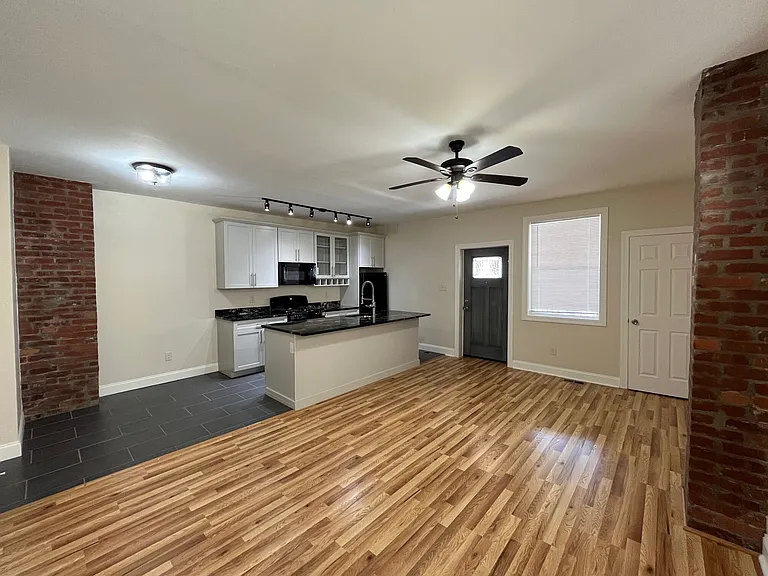 4924 Centre Ave — Photo 30
