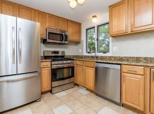116 Turnpike Rd UNIT 12, Chelmsford, MA 01824